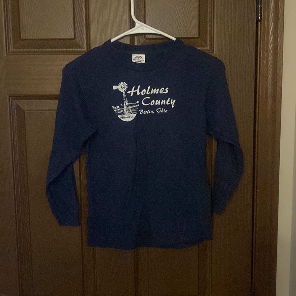 Girls Medium Holmes County Berlin Ohio Tee